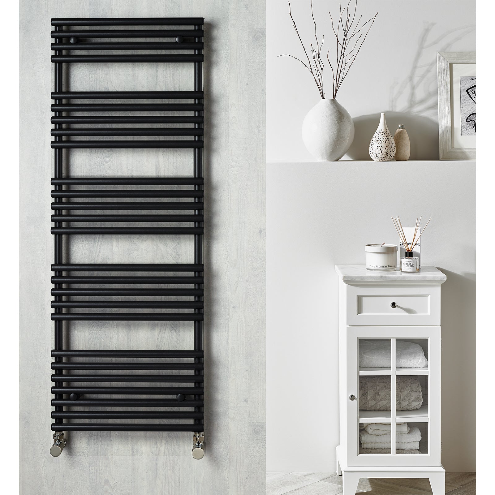 Redroom Matt Black 1635 x 596mm Radiator