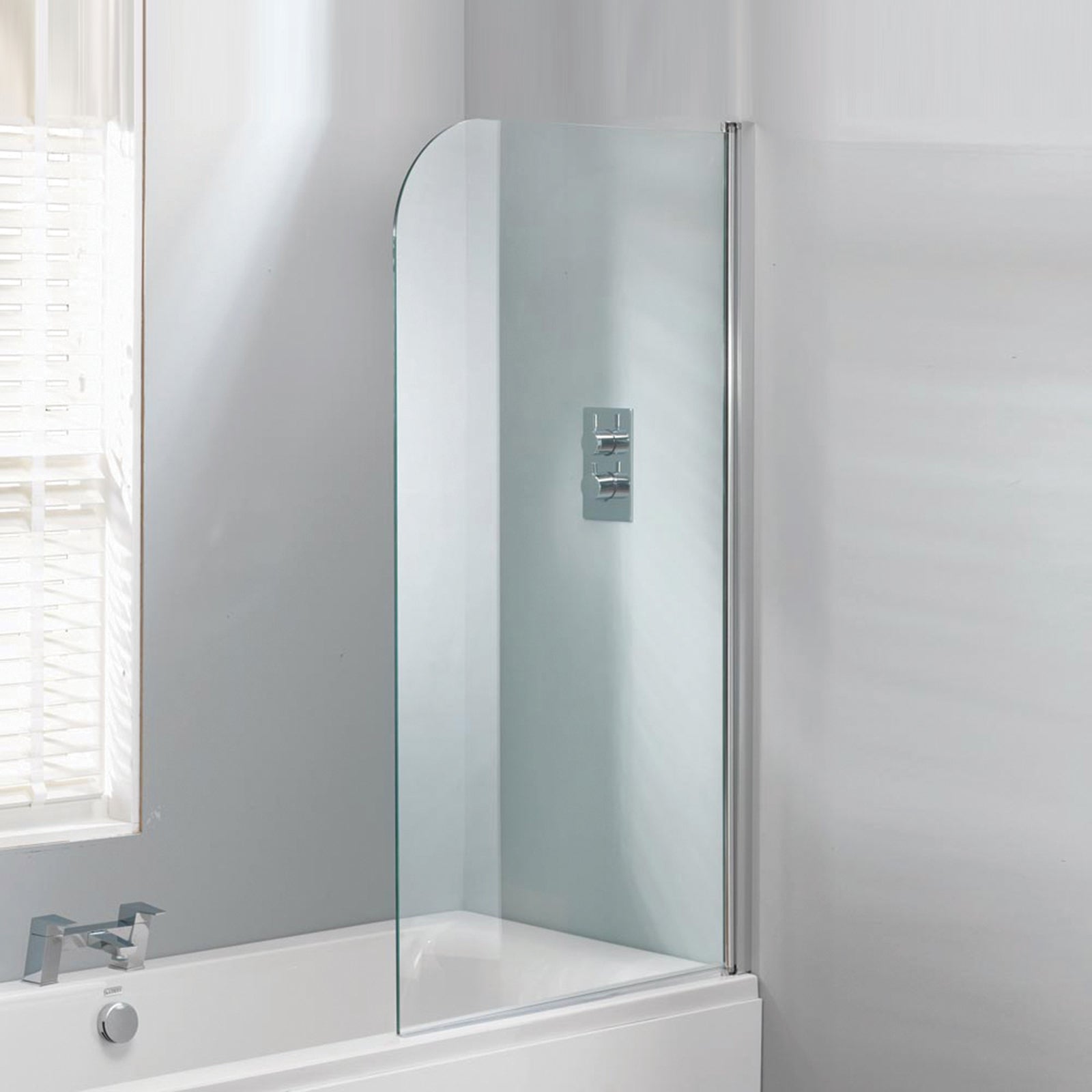 Oregon Rimless Complete Bathroom Suite