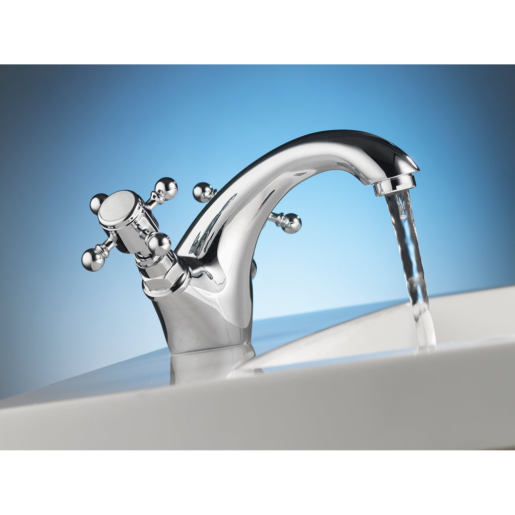 Grosvenor Traditional 4-Piece Bathroom Set