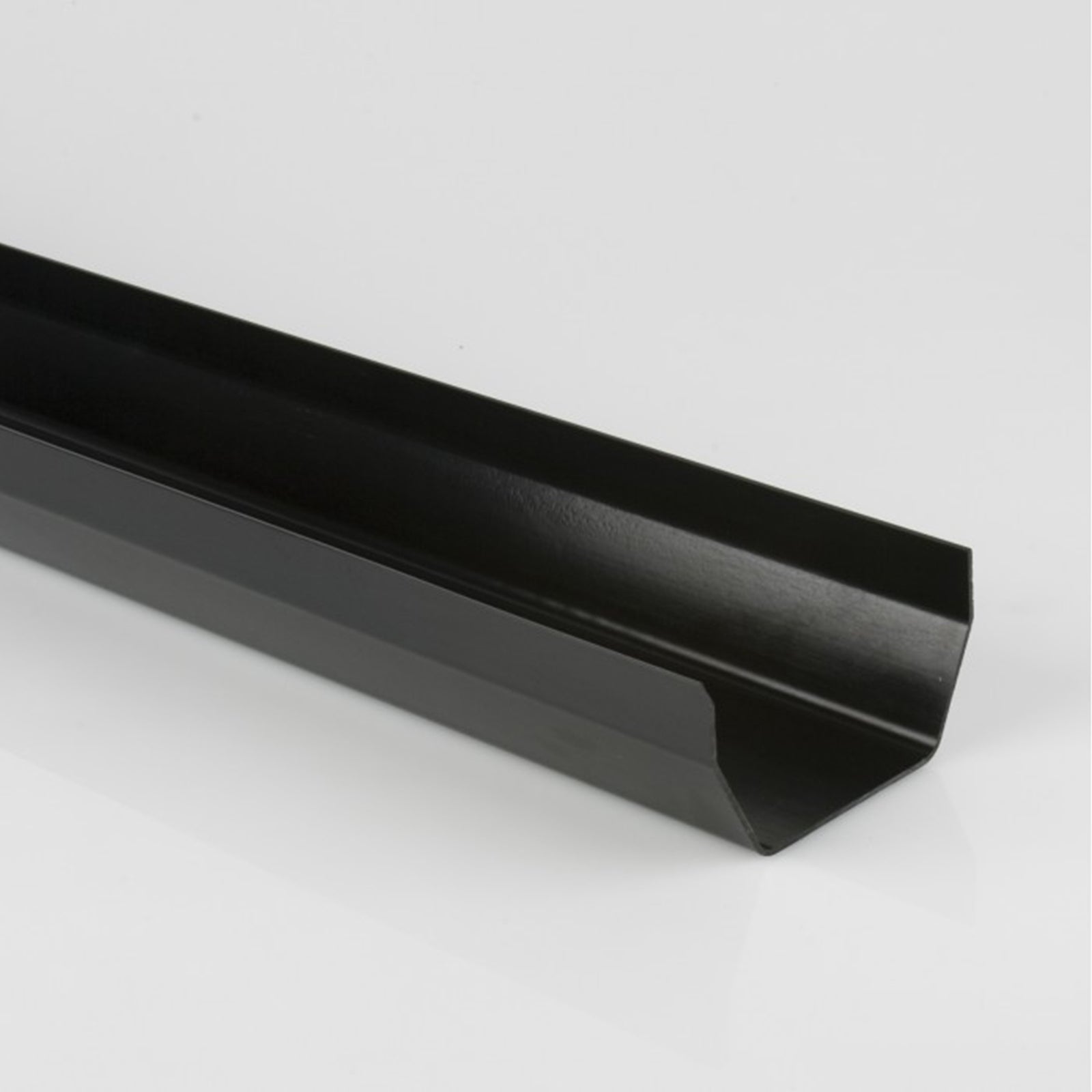 114mm Squarestyle Gutter 2m Black
