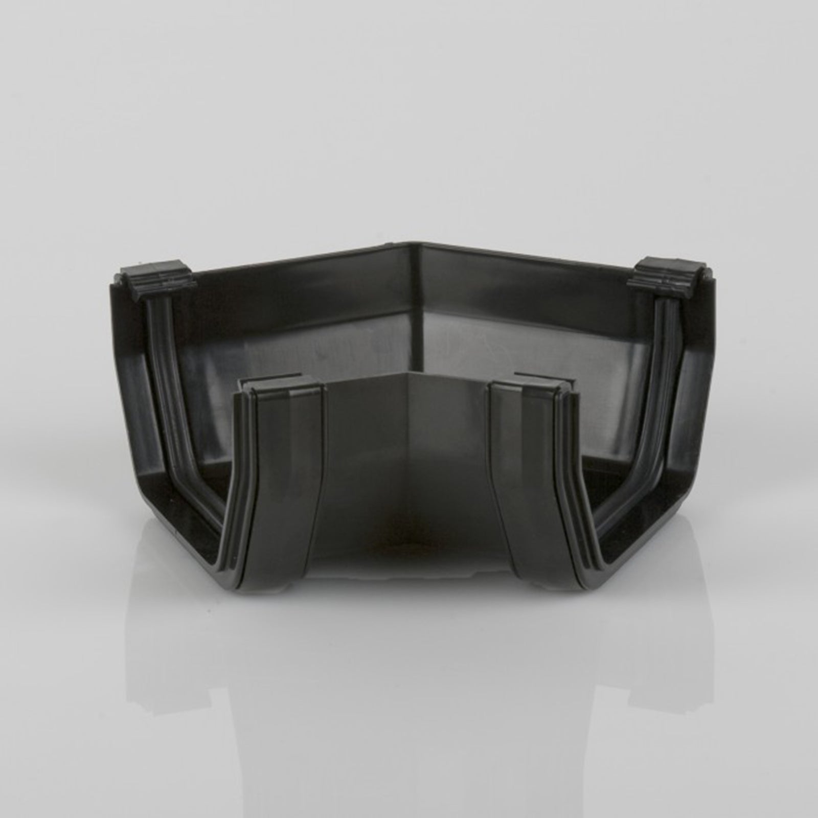 135 Deg Gutter Angle 114mm Squarestyle Black