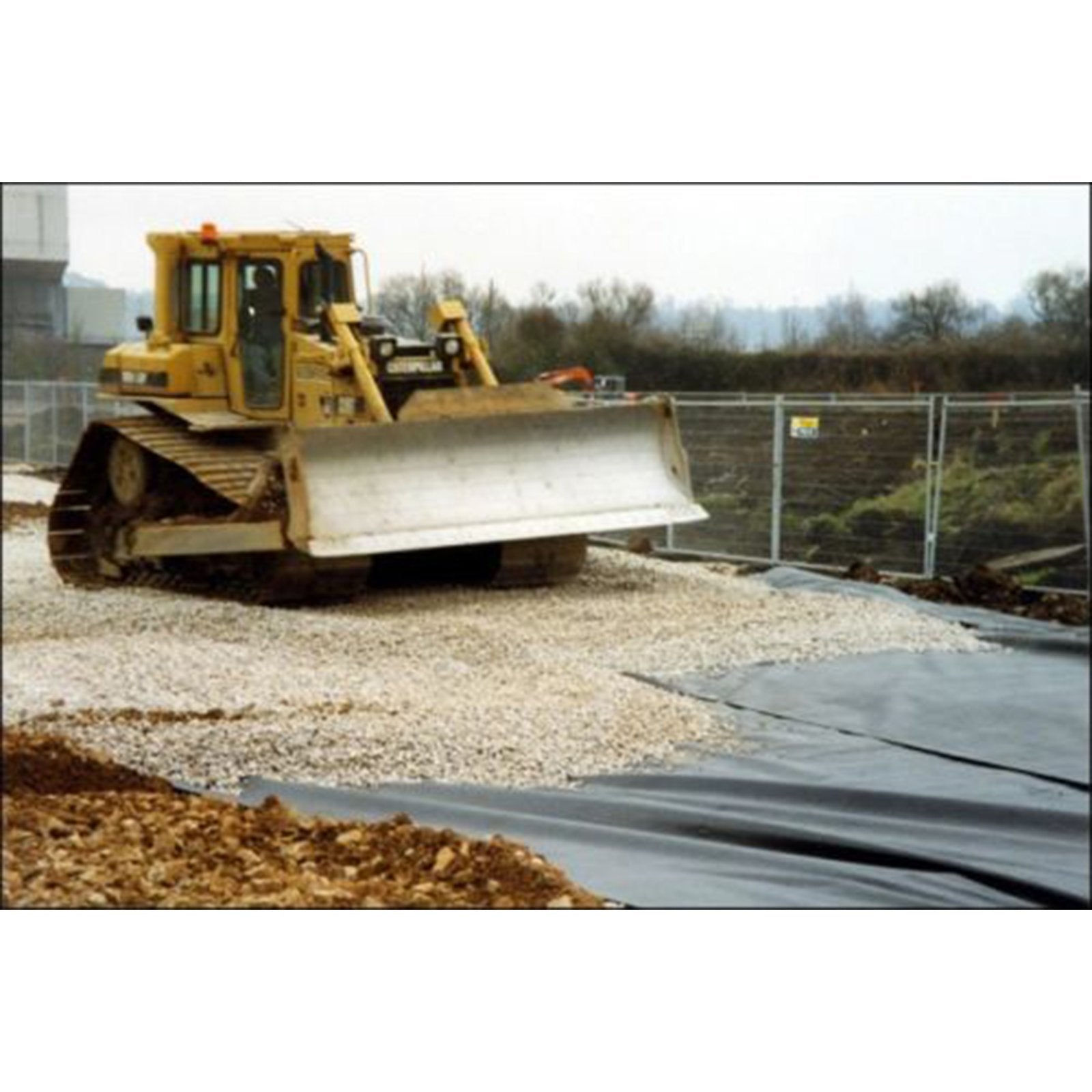 GF609 Woven Geotextile 4.5 x 100 Metre