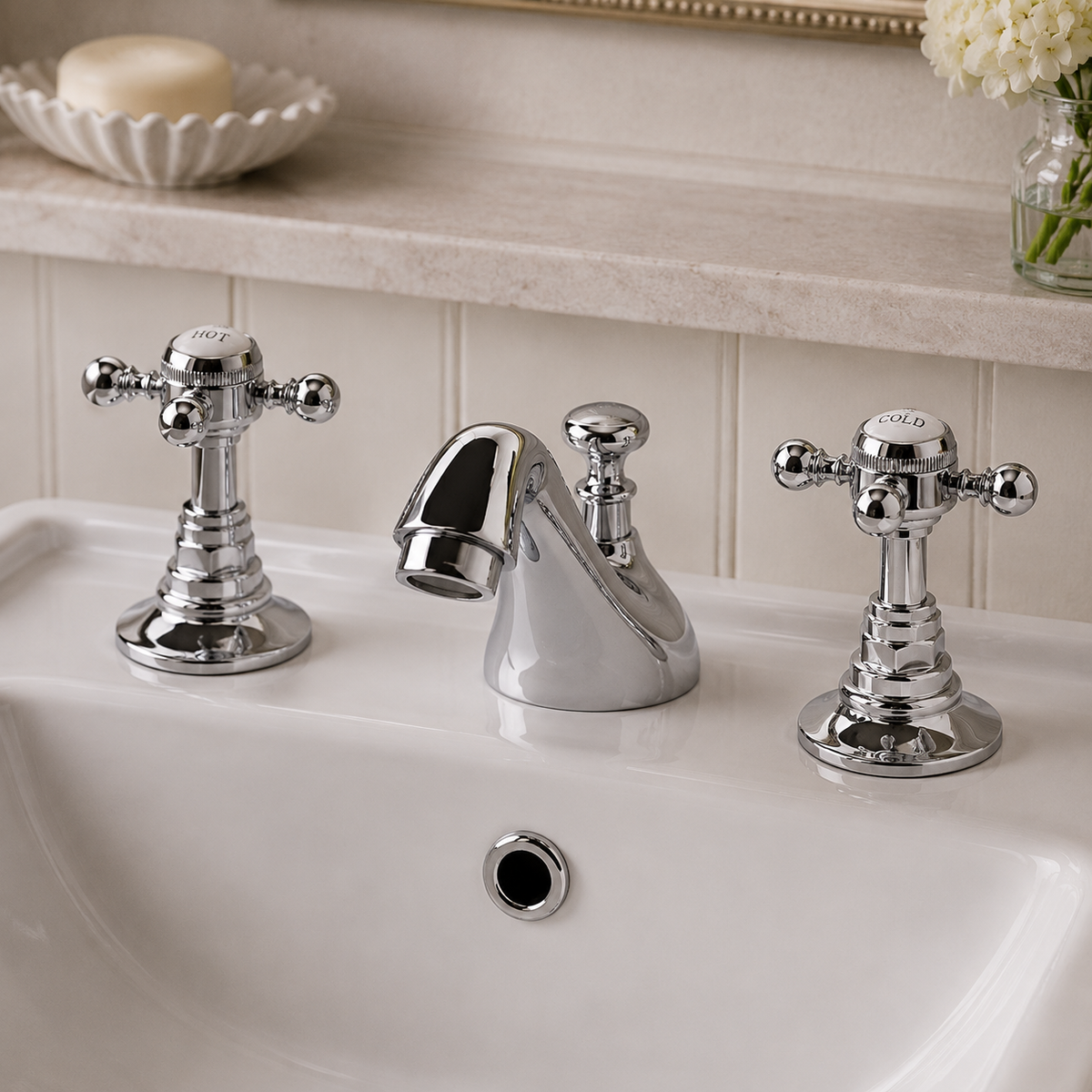 The Pantiles Traditional 3 Tap Hole Basin Mixer with Waste – Chrome