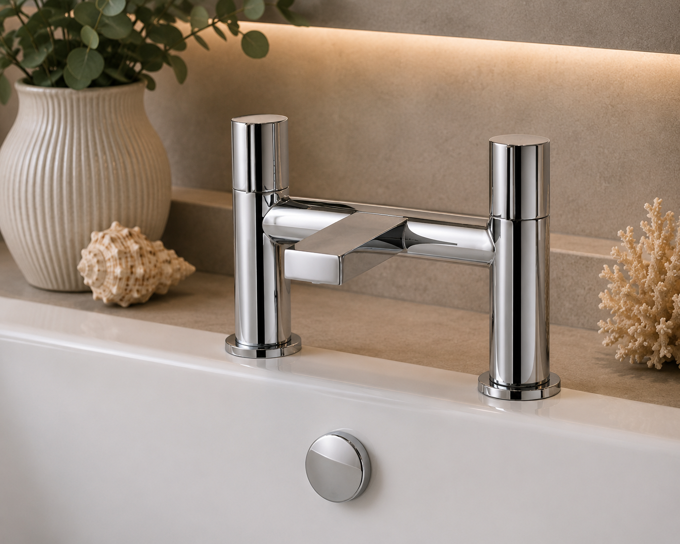 Pembury Bath Filler Tap – Chrome or Matt Black