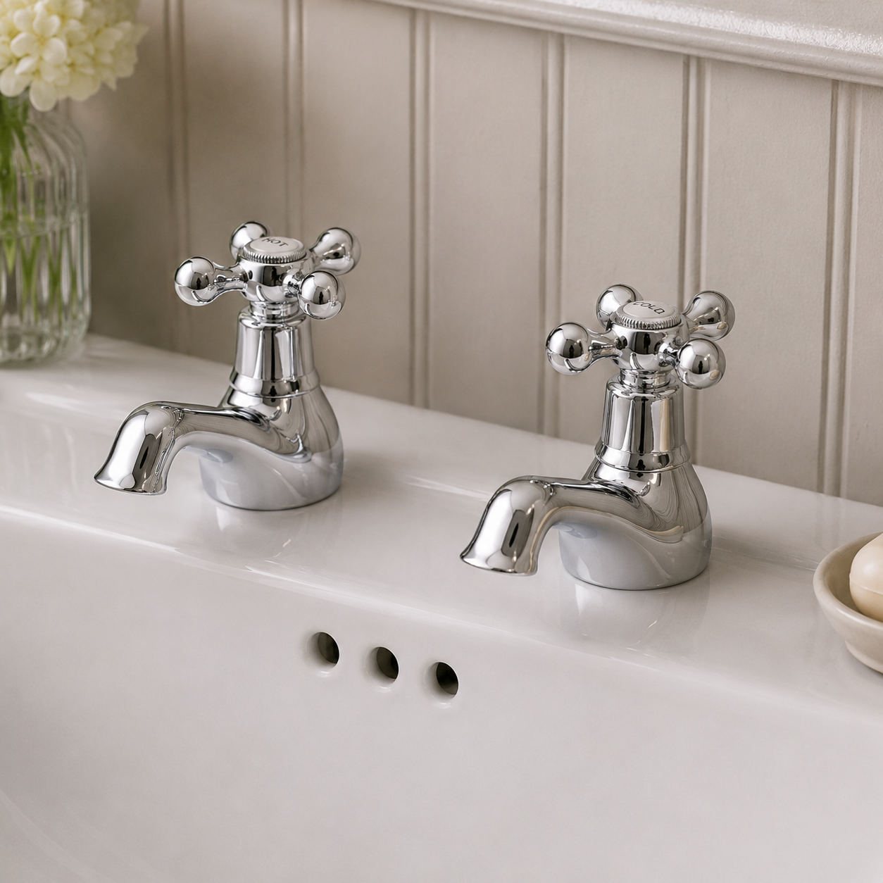Penshurst Traditional Basin Taps – Chrome