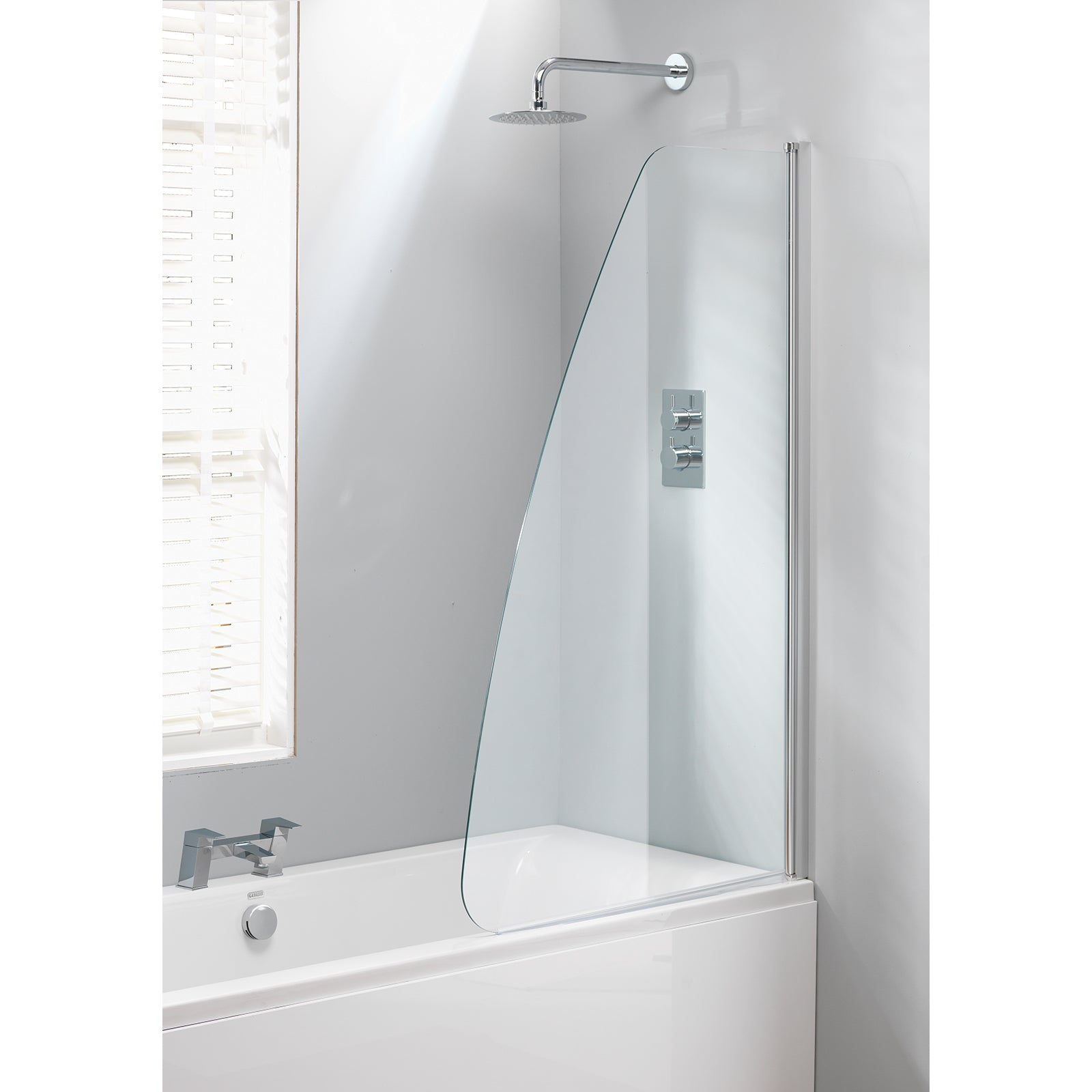 Genesis Sail Bath Screen